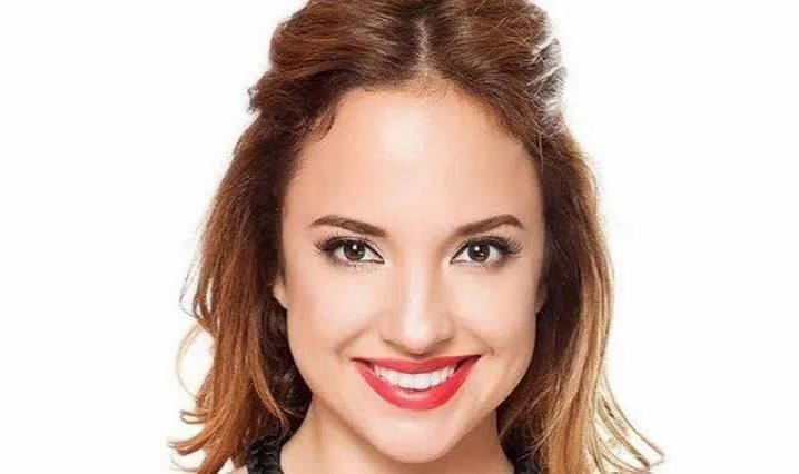 Ayse Ozyilmazel